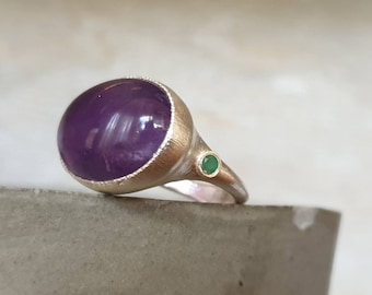 Amethyst Ring- Amethyst Silber Ring- Smaragd Ring- großer Cabochon Stein Ring- Smaragd Ring- Lila Ring- Silber Cocktail Ring- Cabochon Ring