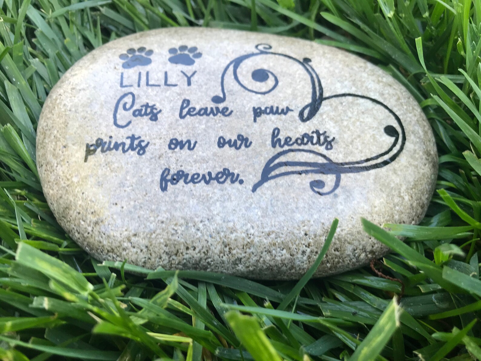 Medium Cat Memorial Stone Personalized Paw Prints Forever Etsy