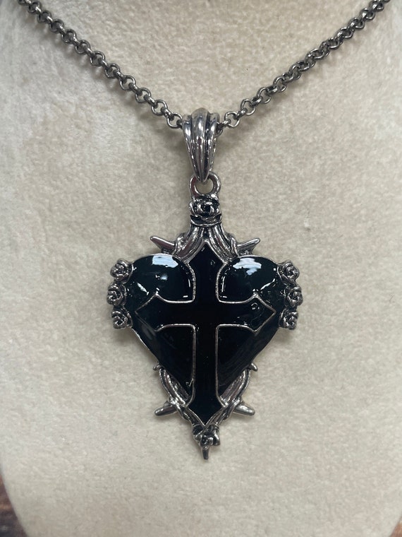 Vampire Heart Necklace Black Heart Black Cross Silver Chain