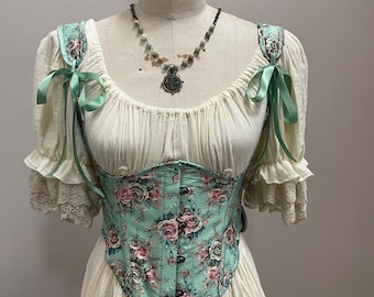 Corset lijfje met veters en bloemen | Groene renaissance-overbusttop