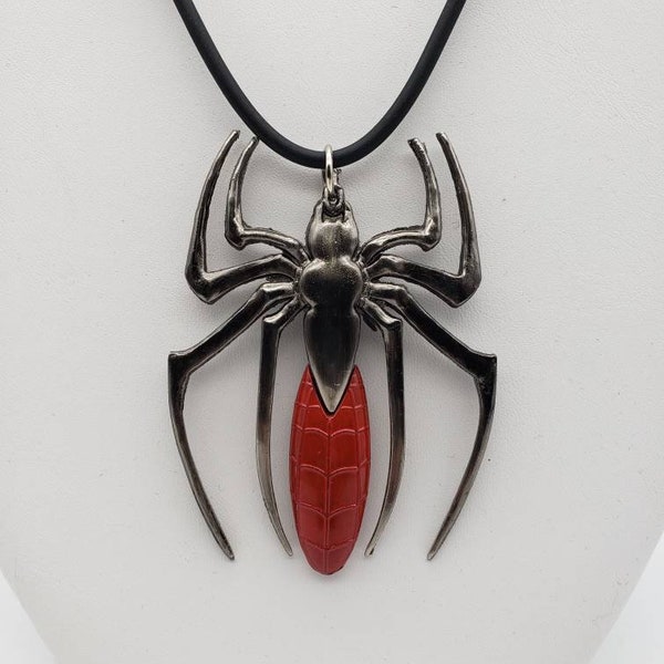 Spider Knife Necklace