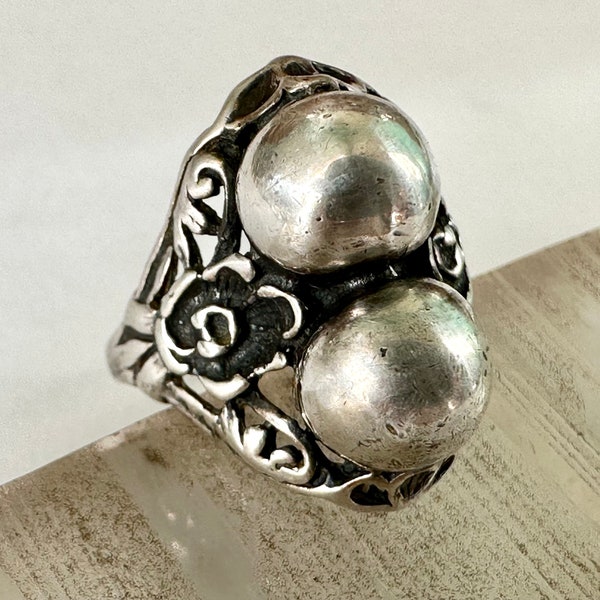 vintage art nouveau two orb floral sterling ring, size 6.25-ish