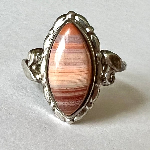 vintage Uncas sterling and agate ring, size 6