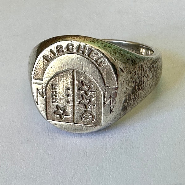 vintage sterling family crest ring, Fischer family, size 6.75