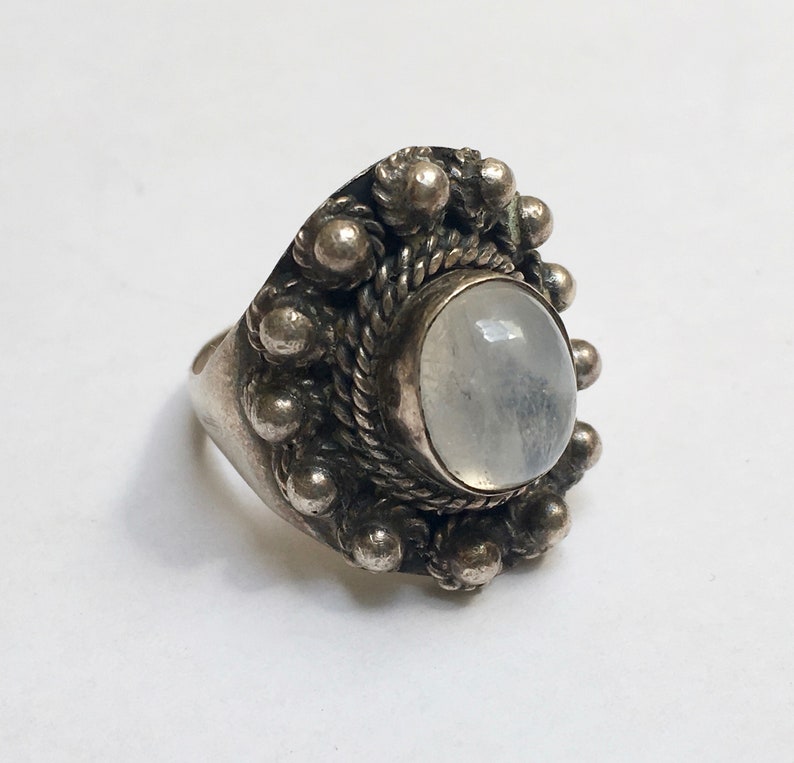 size 8.25 vintage sterling and rainbow moonstone boho ring