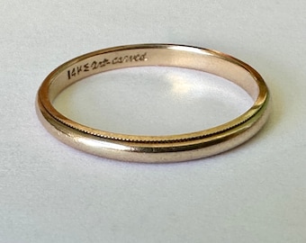 vintage 14k gold Art Carved band, size 5.75