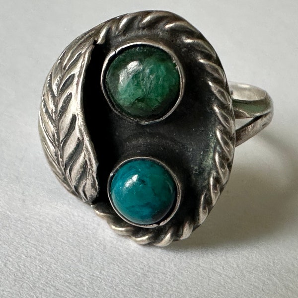 vintage southwestern ring with blue and green stones, size 6