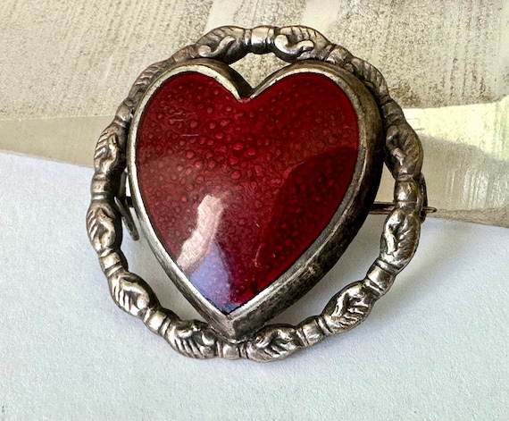 Edwardian sterling friendship heart brooch in red… - image 4
