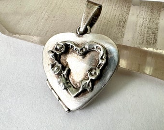 vintage sterling floral locket pendant