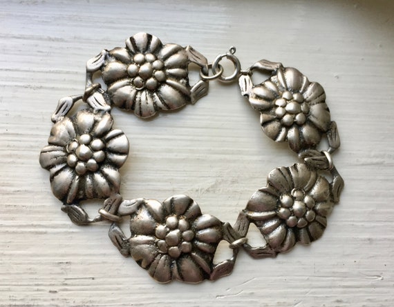 Vintage Sterling Flower Bracelet - Etsy