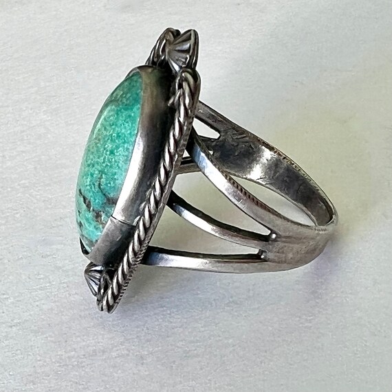 vintage sterling and turquoise artisan ring, size… - image 5