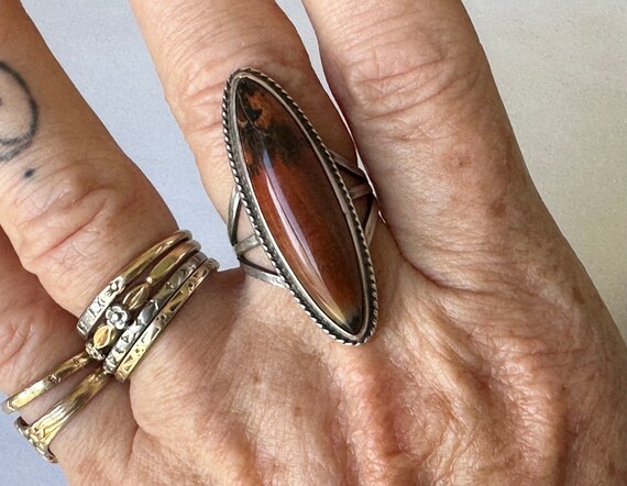 tall vintage sterling petrified wood ring, size 6 - image 9
