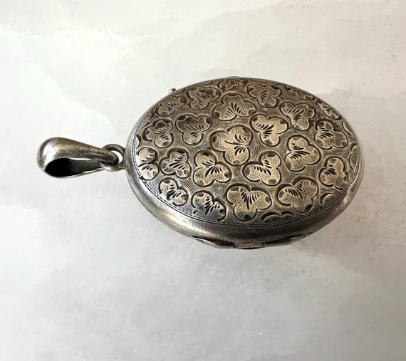 antique Victorian sterling clover locket View 5