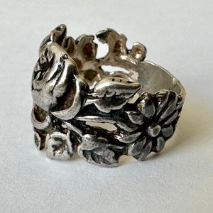 vintage sterling flower ring, size 6.25