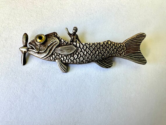 vintage Erika sterling fish brooch - image 4