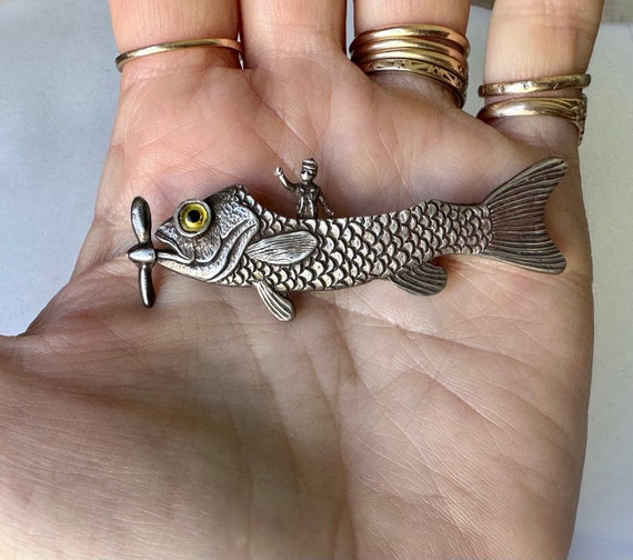 vintage Erika sterling fish brooch - image 8