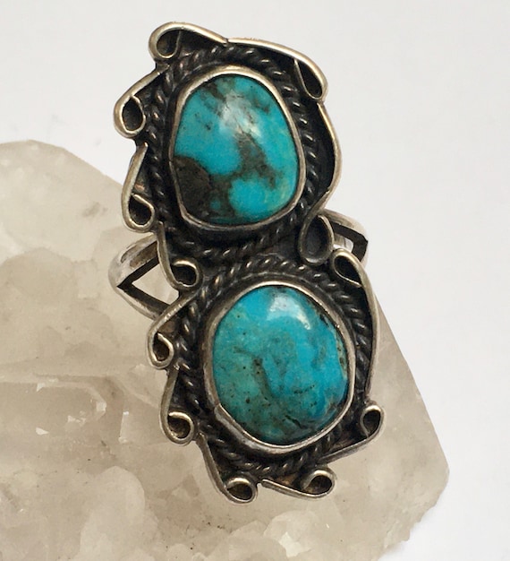 vintage Navajo two stone turquoise ring, size 5.75 - image 2