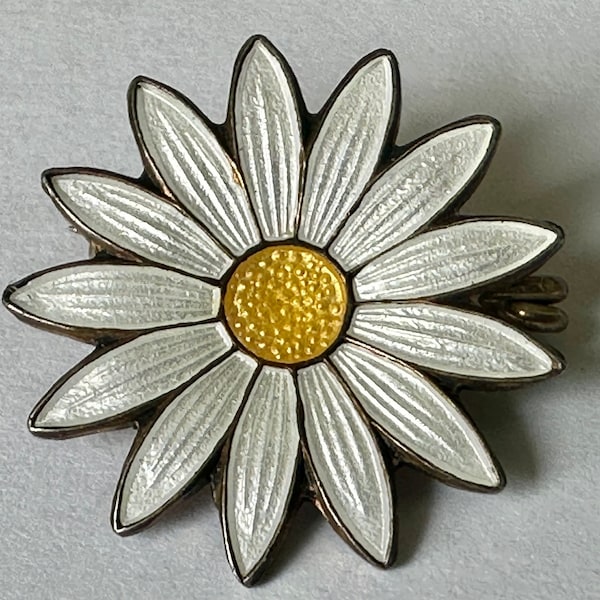 vintage Aksel Holmsen Norwegian guilloche enamel daisy brooch