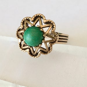 vintage 10k gold green stone star ring, size 7.25