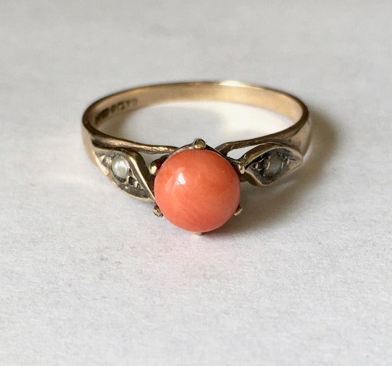 Yellow Sapphire, Pearl & Red Coral Gemstone: Good or Bad Combination