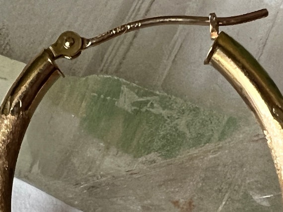 vintage 14k gold oval hoop earrings - image 8