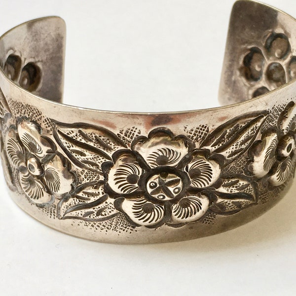 vintage Mexican sterling repousse cuff