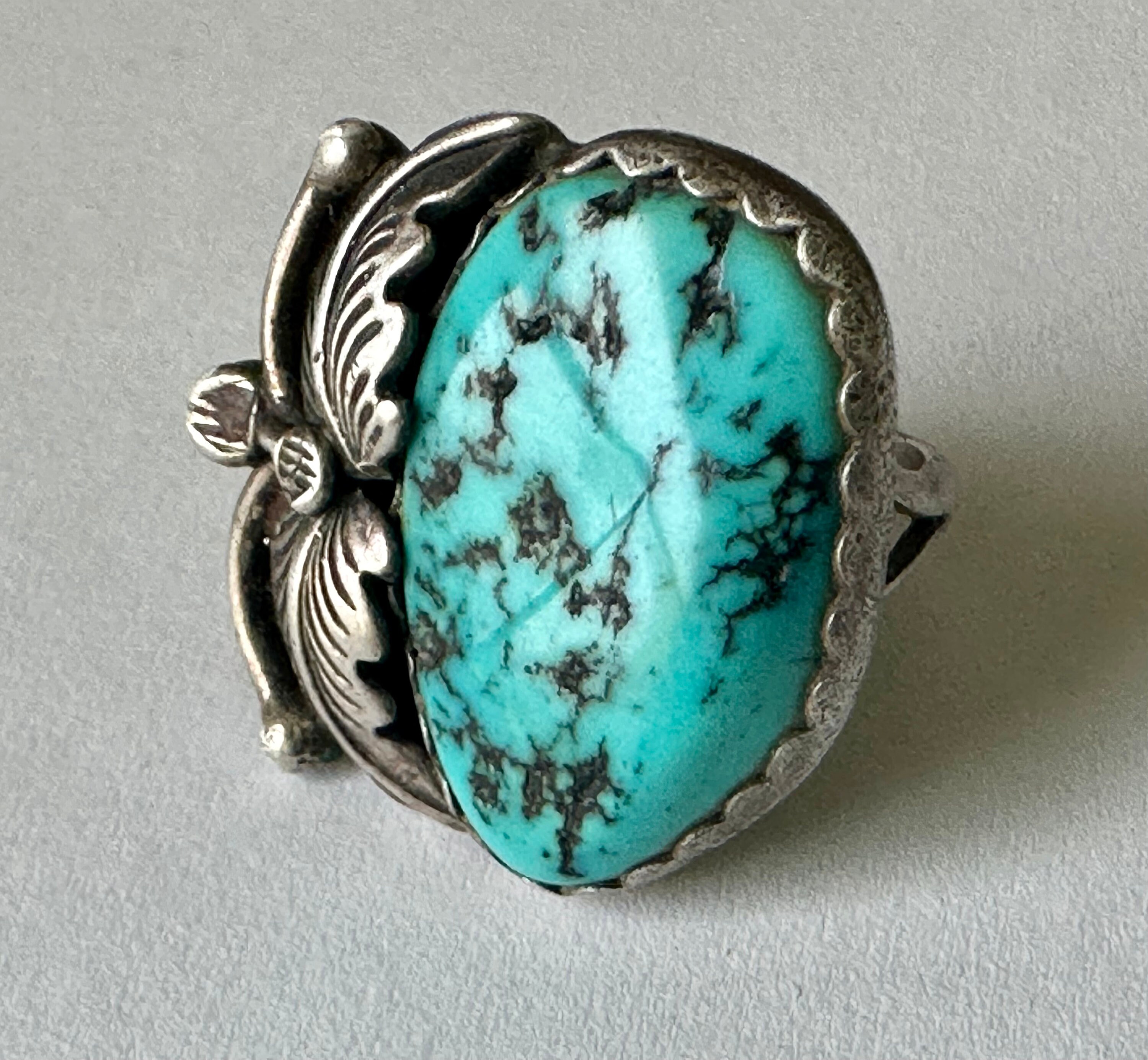 Unique Vintage Navajo Side Inlay Turquoise Sterling Silver Native American Ring Unique Vintage Navajo Side Inlay Turquoise Sterling Silver Native American Ring