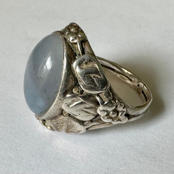 antique arts and crafts grey agate sterling ring, size 4.5+