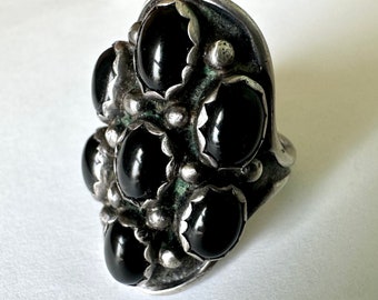 vintage multi black stone saddle ring, size 8