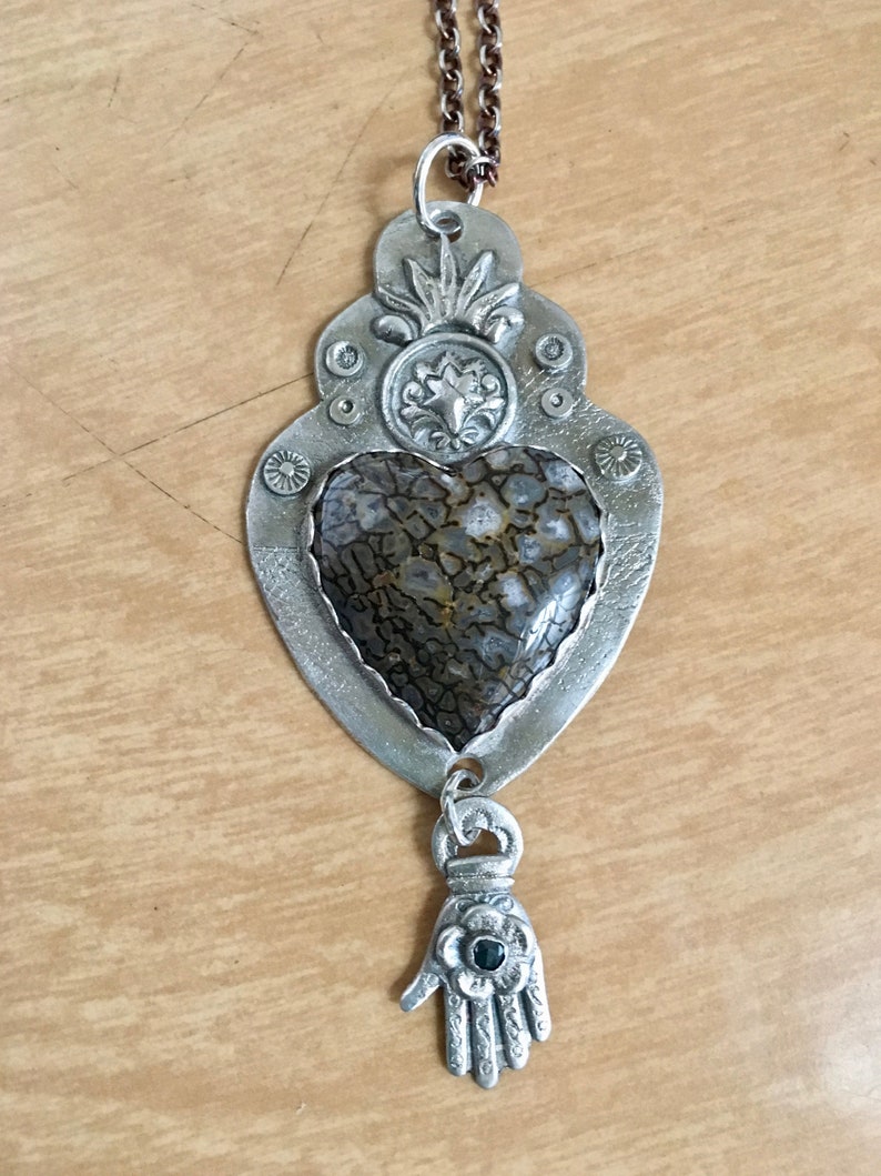fossilized dinosaur heart
