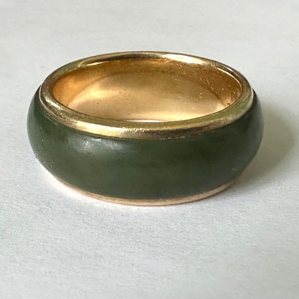 vintage 14k gold jade band, size 5.75