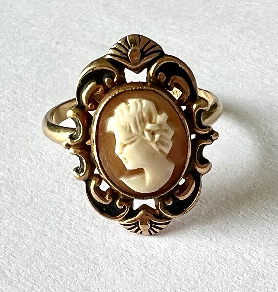 vintage 10k gold cameo ring, size 6 - image 5