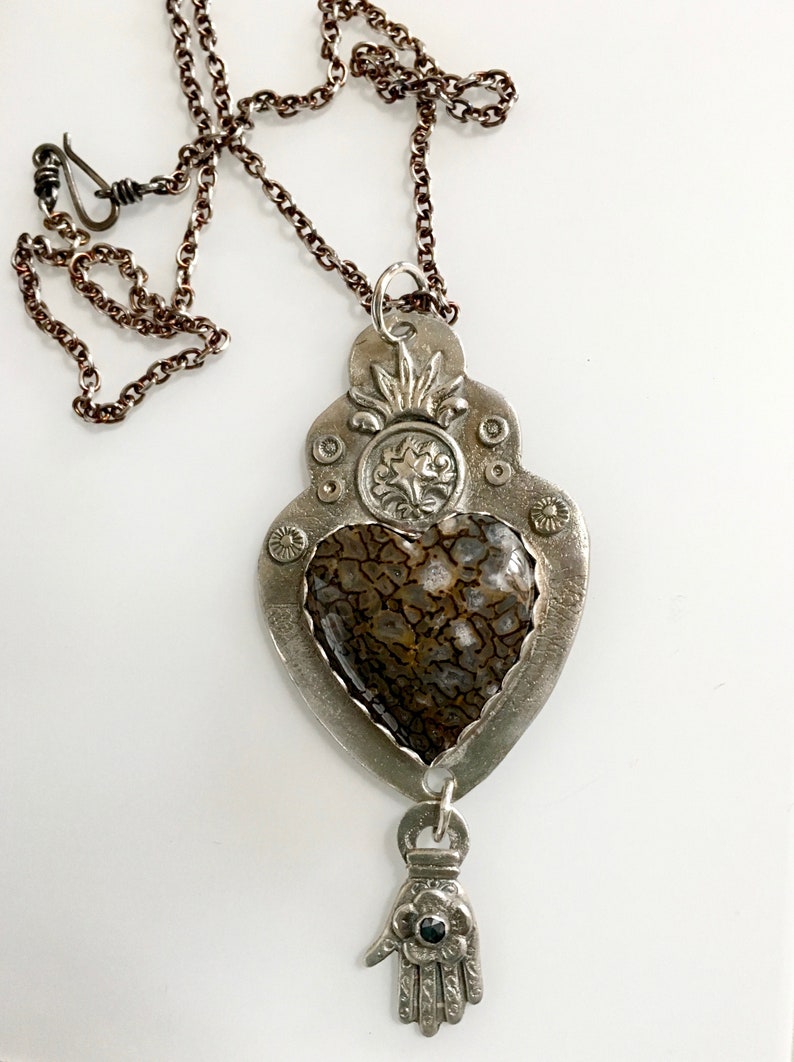fossilized dinosaur heart