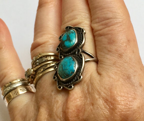 vintage Navajo two stone turquoise ring, size 5.75 - image 6