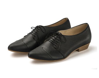 Leather And Vegan Womens Shoes Hand Crafted With Von Tamarshalem