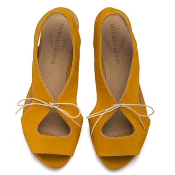 Lola Yolk, amarillo sandalias, sandalias de cuero, sandalias artesanales, sandalias planas