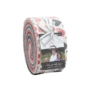 Flirt Jelly Roll - Sweetwater for Moda Fabrics