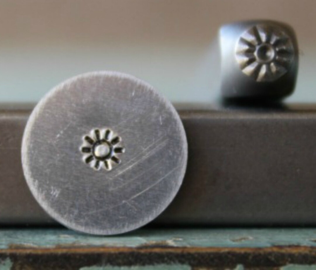 Tampon Métal Poinçon Design étoile 7mm Coin Arrondi Supply Guy SGCH-412 - Neuf