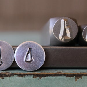 Supply Guy 6mm and 8mm New Hampshire Metal Design 2 Stamp Set - US State Metal Stamp - Metal Stamping and Jewelry Tool - SGCH-NH351
