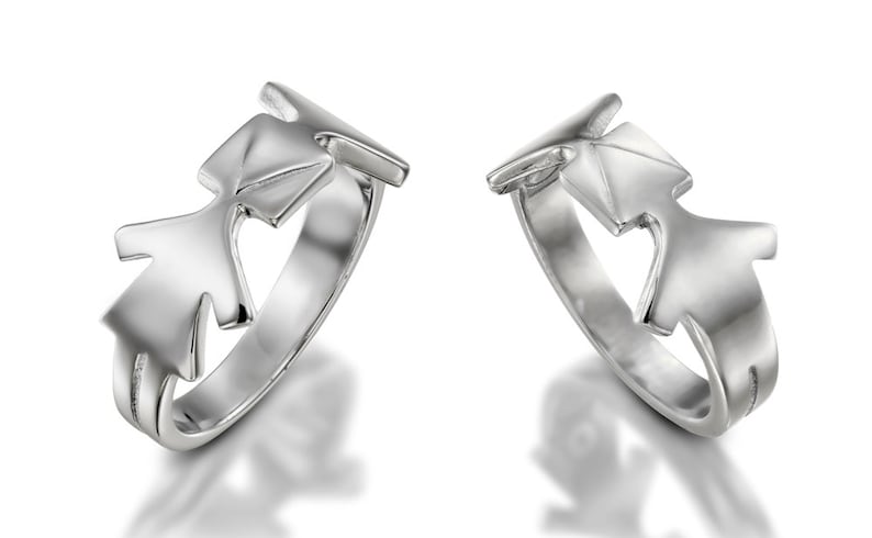 Man Woman figures silver ring.statement silver ring.contemporary jewelry.anniversarywedding ring,promise gold ring,Stackable ring 925