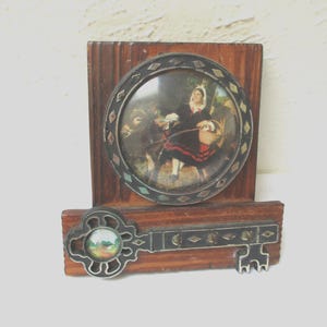 Key Rack Unusual and Unique Vintage Hand Crafted Wood  Wall Key Holder 3 Hooks