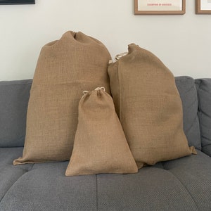 HANGiNG LAUNDRY BAGS made of JUTE - 4 sizes - drawstring laundry bag, natural laundry bag, Hessian laundry pouch, shoe bags