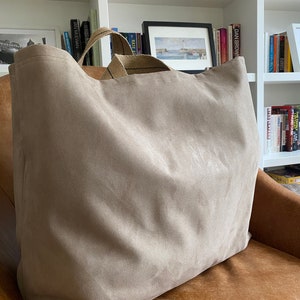 EXTRA LARGE TOTe BAG, 65 x 42 cm, Mock suede Oversize tote bag, Giant tote, ENORMOuS bag, XxL man bag image 8