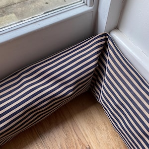 Soft Draught Excluder: Easy Molding, Plastic-Free Door Stopper