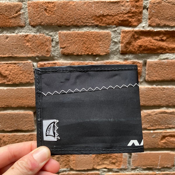 Kitesurf wallet