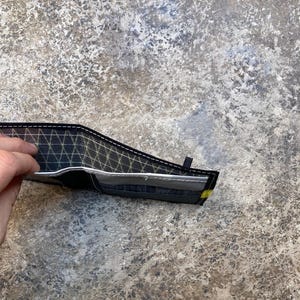 Cartera de fibra de carbono reciclada imagen 4