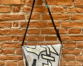 Recycled sail Messenger bag