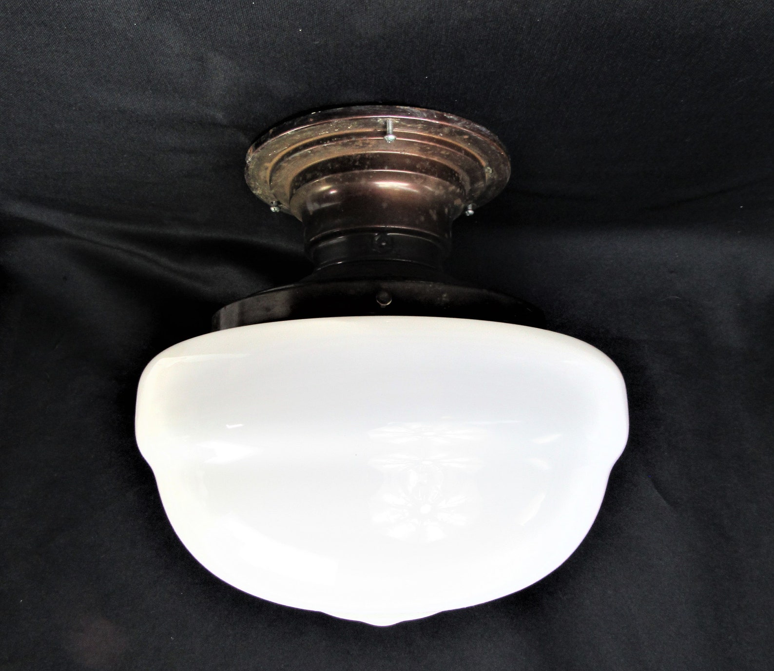 Antik Schulhaus Decke Licht weiß Milchglas Kugelschirm Flush | Etsy