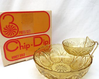 Vintage Anchor Hocking Chip and Dip Set Honey Gold With Original Box