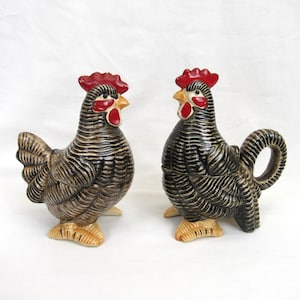 Vintage salt and pepper Shakers Chicken gray hens Shafford sugar creamer